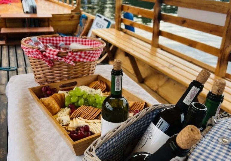 Bydgoszcz: River Cruise with local Wine and Cheese Tasting - Who Is This Tour Best For?