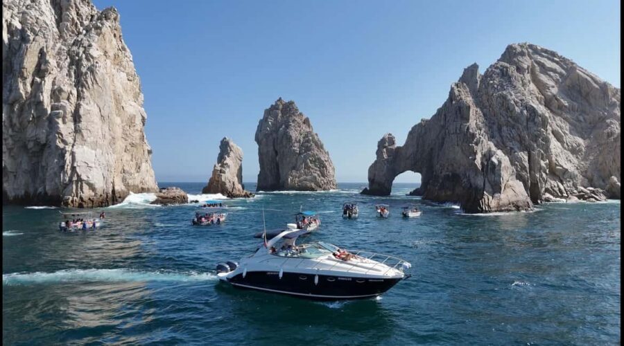 Cabo: Sunset Arch Yacht Tour - Dinner & Drinks up to 18 ppl - The Experience in Detail