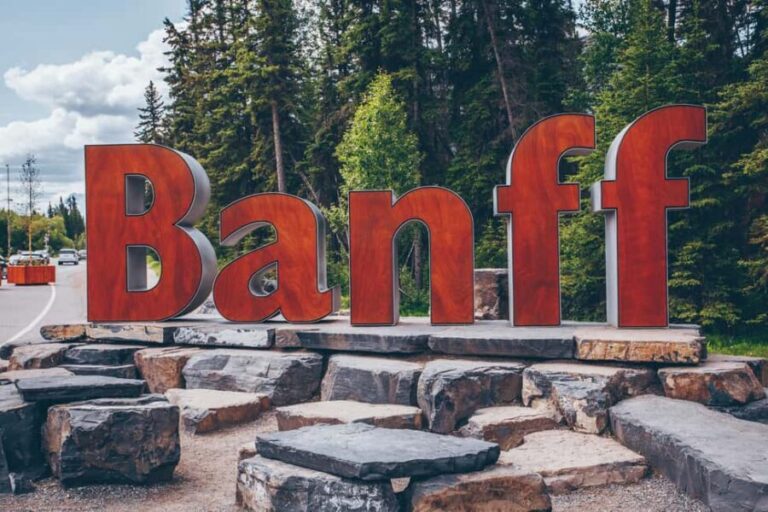 Calgary: Banff Top 5 Lakes Tour with Banff Town Visit - What You Can Expect From the Tour