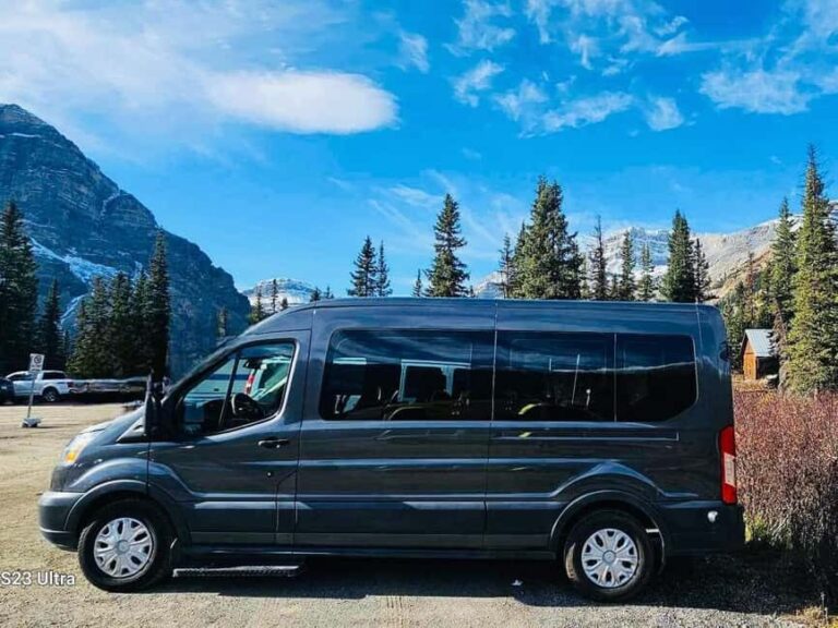 Calgary/Canmore/Banff: BEST of BANFF with LAKES Group Tour - Transportation and Group Size