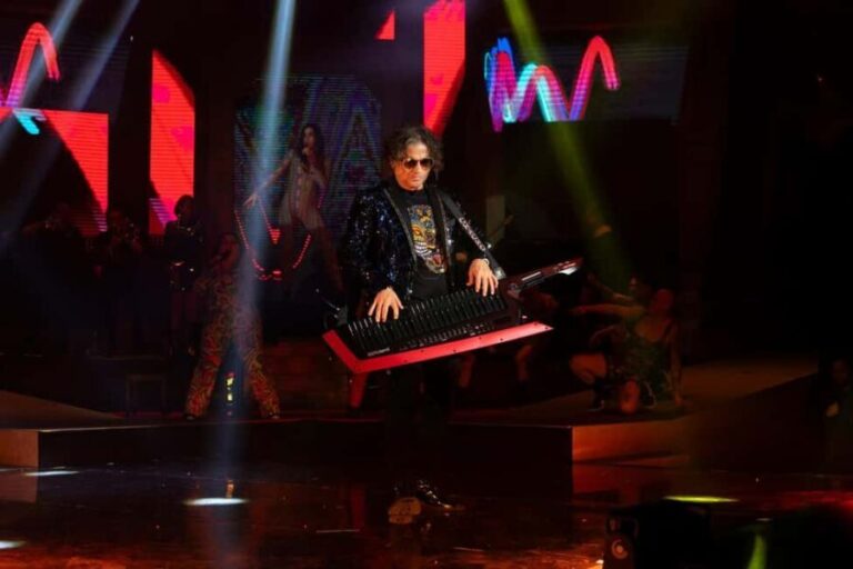 Cancun: Myst Euphoria Show with live musical hits, Friday 10:30 pm - Final Thoughts: Is the Myst Euphoria Show for You?