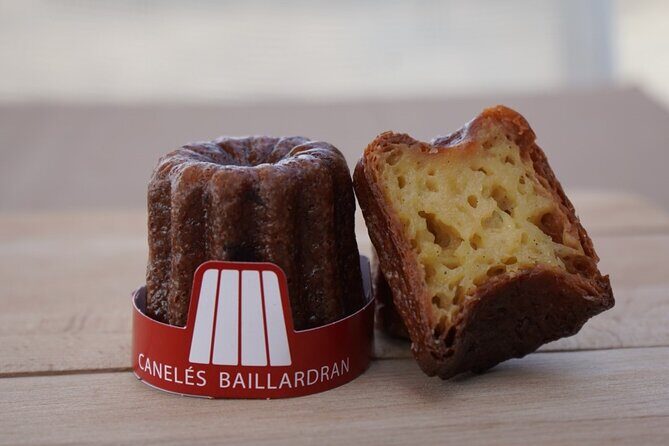 Canelés cruise and UNESCO route - The Guide & Commentary