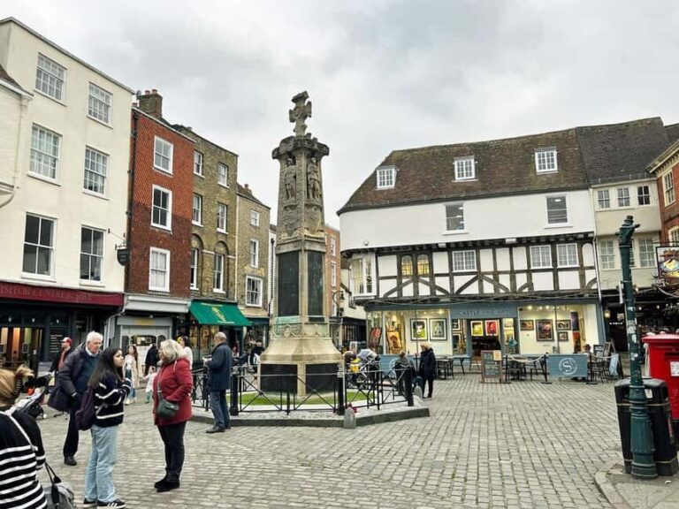 Canterbury: Private 2hr Walking Tour with Green Badge Guide - Why Choose a Private Guided Tour?