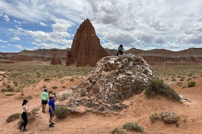 Capitol Reef Half Day Temples of the Sun and Moon (Shared Tour) - The Itinerary in Detail