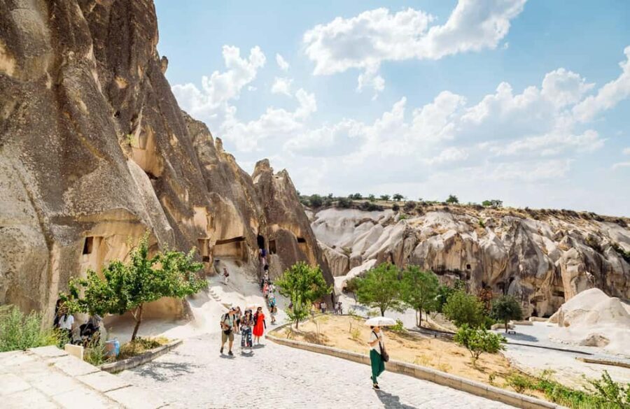Cappadocia: Guided Tour of City Highlights & Hidden Gems - What to Expect from the Experience