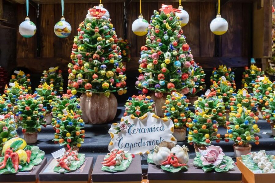 "Capturing the Magic": Explore the Naples Christmas Market - The Experience: What’s Included and What’s Not