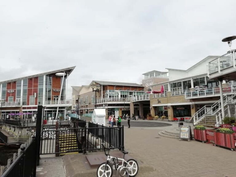 Cardiff Bay: Highlights Private Guided Tour - Why This Tour Offers Good Value