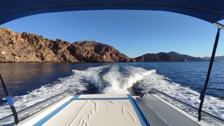 Cartagena: Guided boat tour to Isla de las Palomas - The Experience on the Water