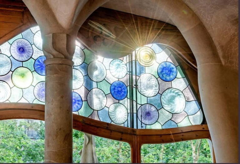 Casa Batlló First Access Tour With Sagrada Família Upgrade - Who Should Book This Tour?