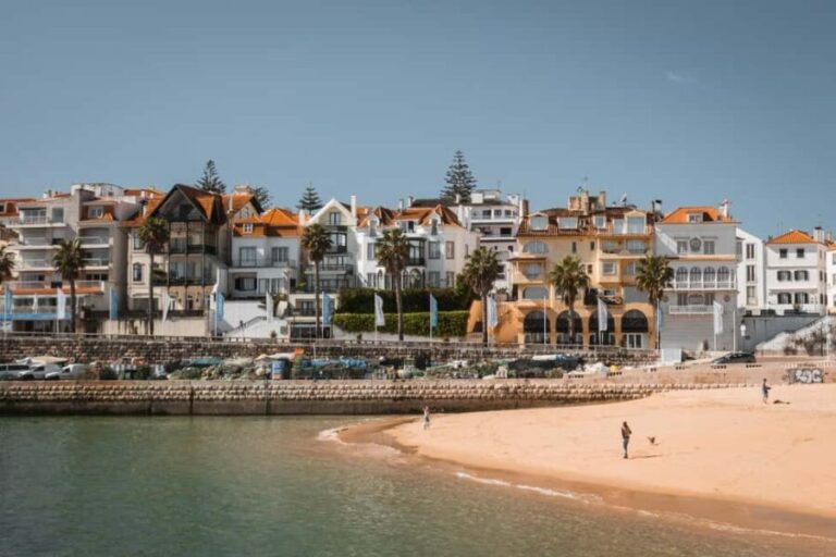 Cascais: Private & Flexible Walking Tour in Historic Center - What the Experience Offers