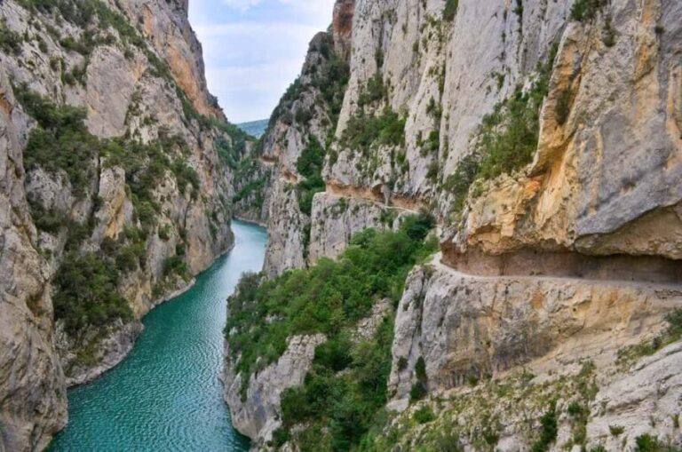 Catalonia: Mont-rebei Gorge Guided Hike with Transfer - What’s Included and What’s Not