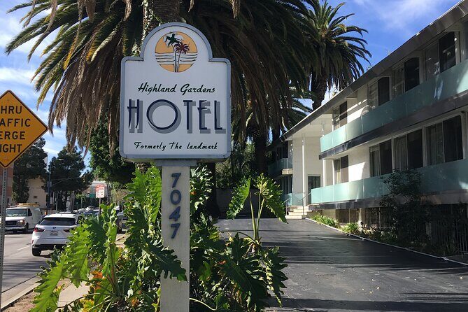 Celebrity Death and Scandal Tour - Practical Aspects and Experience Quality