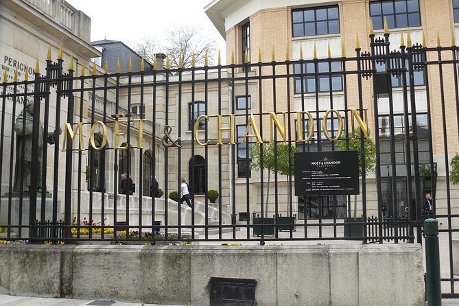 Champagne Moet & Hautvillers & Family Vineyard Visit & Vine Walk - A Detailed Look at the Champagne Moët & Hautvillers & Family Vineyard Visit & Vine Walk