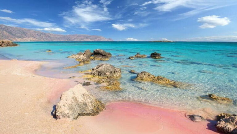 Chania: Private Cruise with Sup Food & Unlimited Drinks - Why This Tour Excels