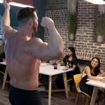 Charleston Champagne Figure Drawing Experience with Male Model - How is the Tour Structured?