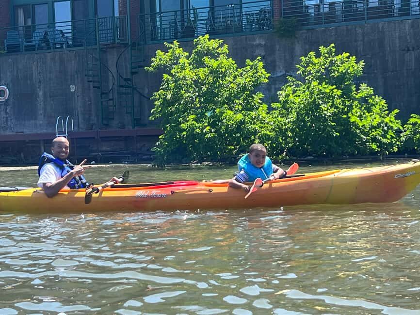 Chicago: 2-Hour Kayak Rental from Bridgeport - What Makes This Kayak Rental Special?