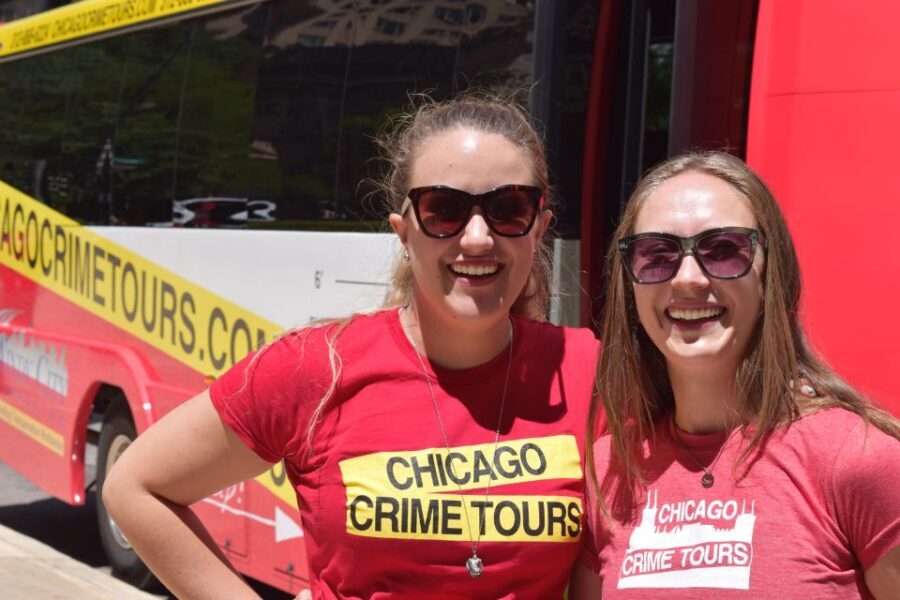 Chicago: Mob and Crime Bus Tour - The Guide Experience