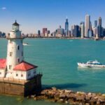 Chicago: Narrated Sightseeing River and Lake Cruise - Who Should Consider This Tour?