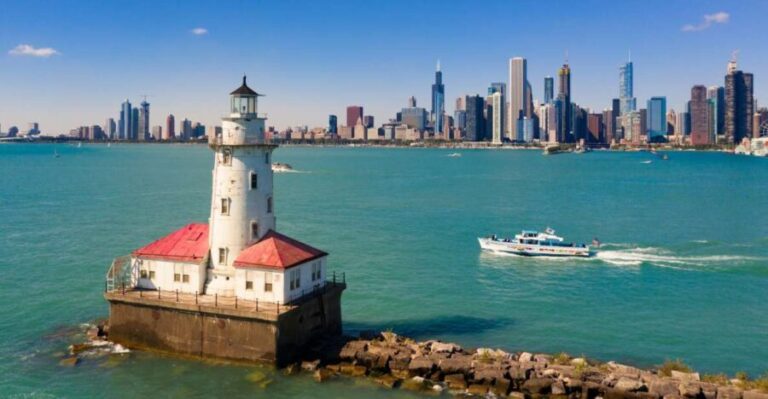 Chicago: Narrated Sightseeing River and Lake Cruise - Who Should Consider This Tour?