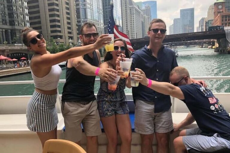 Chicago: Tiki Bar Cruise on Chicago River or Lake Michigan - The Sights and Scenery