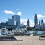 Chicago,Detroit,Niagara Falls,Toronto,Cleveland 4-Day Tour - Who Is This Tour Best For?