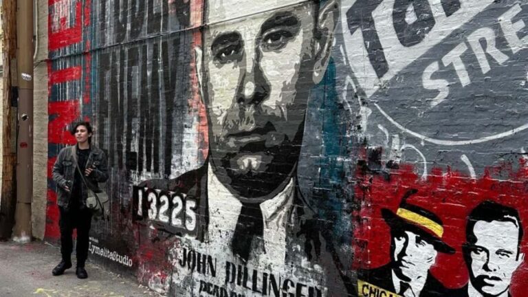 Chicago's Lincoln Park: Guns, Guitars & Gangsters - Valuing the Experience