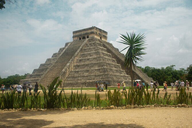 Chichen Itza and 2 Cenotes Day Tour - What’s Included and What’s Not