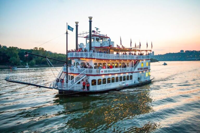 Cincinnati: Riverboat Cruise with Lunch and Entertainment - Boarding and Seating