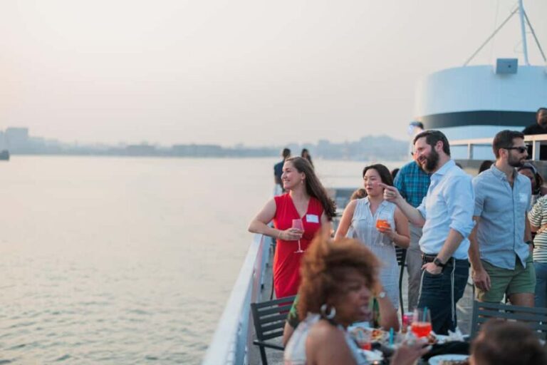City Cruises Baltimore: Sights & Sips Sightseeing Cruise - The Food, Drinks, and Atmosphere