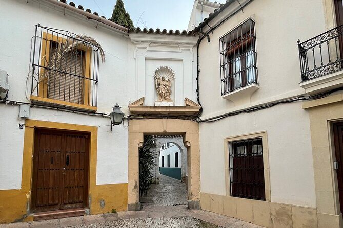 City of Caliphs: A Self-Guided Walking Tour of Córdobas History - Who Will Love This Tour?