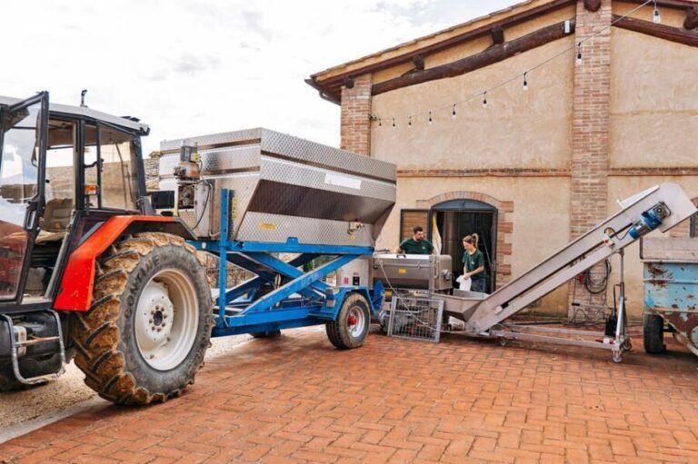 Colle Val d'Elsa: tour and a tasting of an authentic farm - An In-Depth Look at the Farm Tour Experience