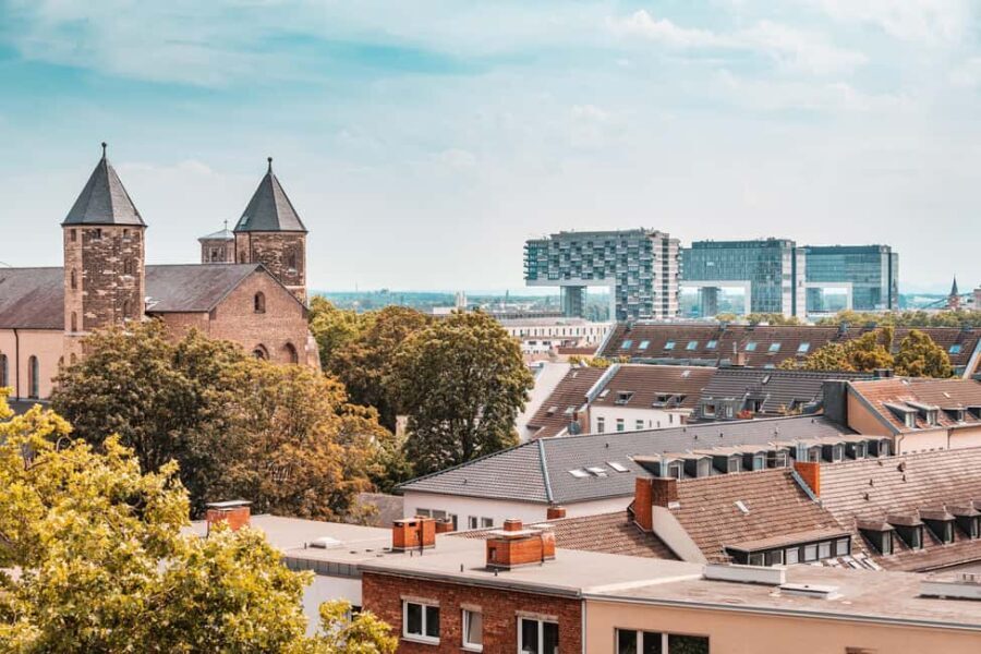 Cologne: 2-hour Best Intro Walking Tour with a Local - The Sights and Hidden Gems