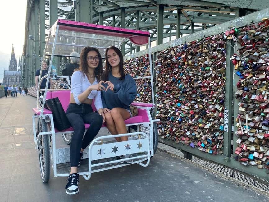 Cologne: E-Rickshaw Sightseeing Tour - City Tour - City Tour - Bike Taxi - The Ride and Practical Details