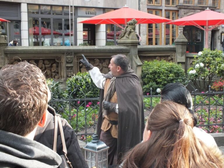 Cologne: Night Watchman Old Town Walking Tour - The core of the experience: what to expect from the tour