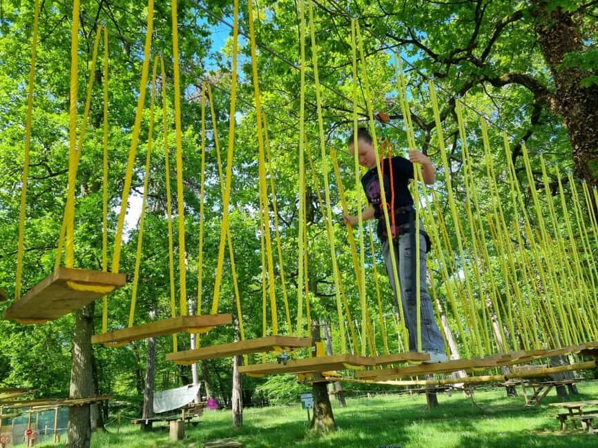 Combreux: tree climbing park - Safety and Convenience