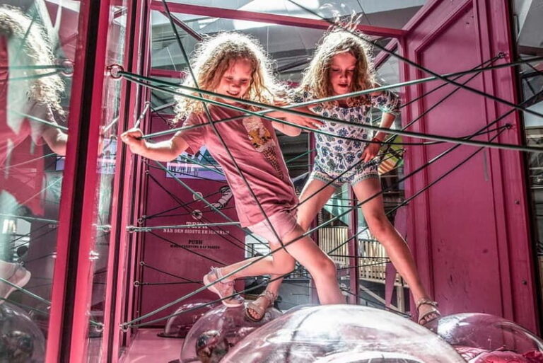 Copenhagen: Experimentarium Science Center Entry Ticket - Who Will Love the Experimentarium?