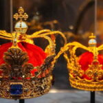 Copenhagen: Rosenborg and Christiansborg Palaces Tour in Spanish - Transition by Public Transport