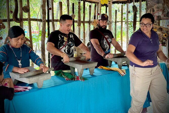 Cozumel: Honey Tasting & Hands-On Chocolate Experience - What’s Included and What to Consider