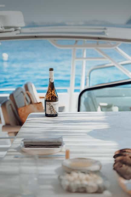 CRUISE AROUND SANTORINI IN STYLE AND SPEED - The Itinerary: What You Can Expect