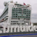 Cruise Terminal IJmuiden: Private Tour by Luxury Van - Who Is This Tour Best For?