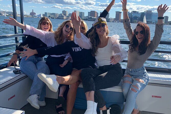Cycleboat Boston 90 min BYOB Amazing Harbor Private Charters - Who Is This Tour Best For?