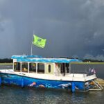 Dancin' Dolphin: 90-minute Booze Cruise for Up to 20 Guests - Drinks and Amenities