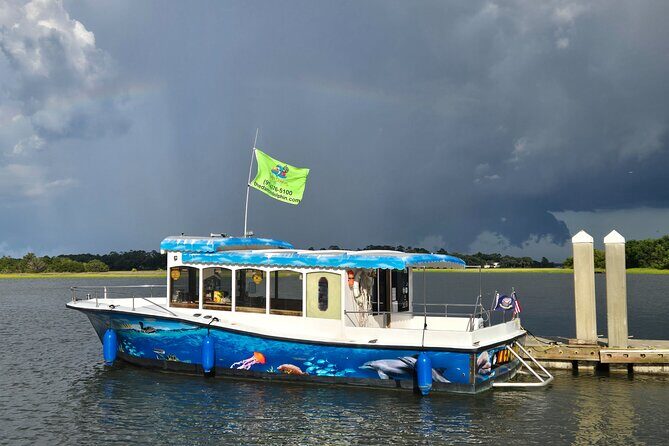 Dancin' Dolphin: 90-minute Booze Cruise for Up to 20 Guests - Drinks and Amenities