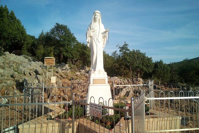 Day in Meugorje : St James & Apparition Mountain incl. lunch - Who Should Consider This Tour?