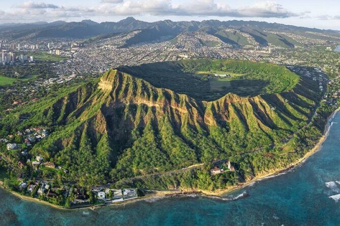 Diamond Head Shuttle Tour - The Good, the Bad, and the Practical