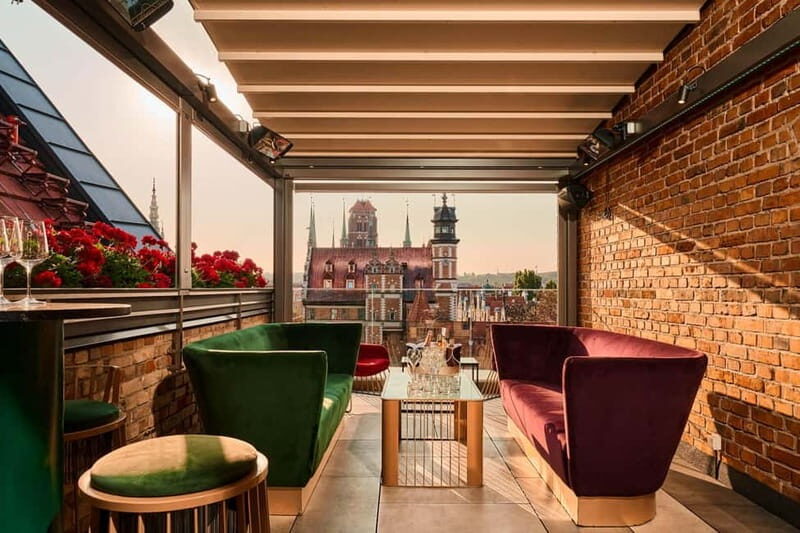 Dinner with a View  7th Floor, Gdask Old Town - Final Thoughts: Who Will Love This Experience?