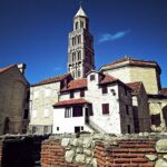 Diocletian Palace and Old Town Walking Tour - Authentic Insights from Reviewers and What You Can Expect