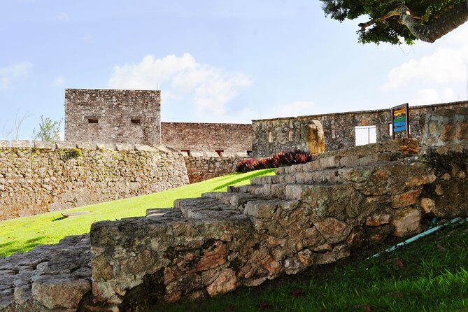 Discover Bacalar 7 Colors lagoon & Ponton Boat Ride from Tulum - Exploring Fuerte San Felipe Bacalar