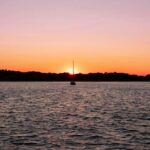 Discover the Îles d'Or in a brand new private boat for 14 people. - Who Is This Tour Best For?