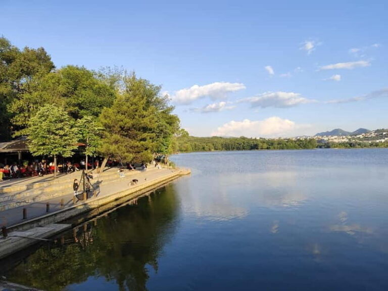 Discover Tirana: Panoramic Tour and Walk around the Artificial Lake - What Makes This Tour Valuable?